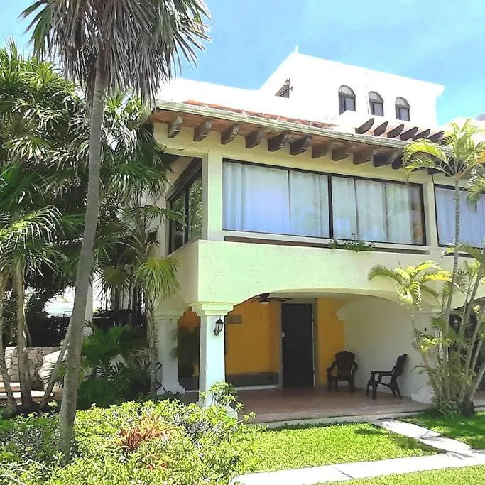 Casa Clarita Top Location 4 Your Cancun Experience